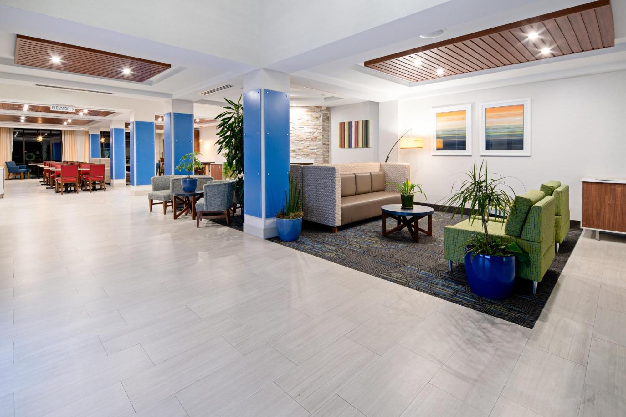 Holiday Inn Express Hotel & Suites Atascadero By Ihg Exterior foto