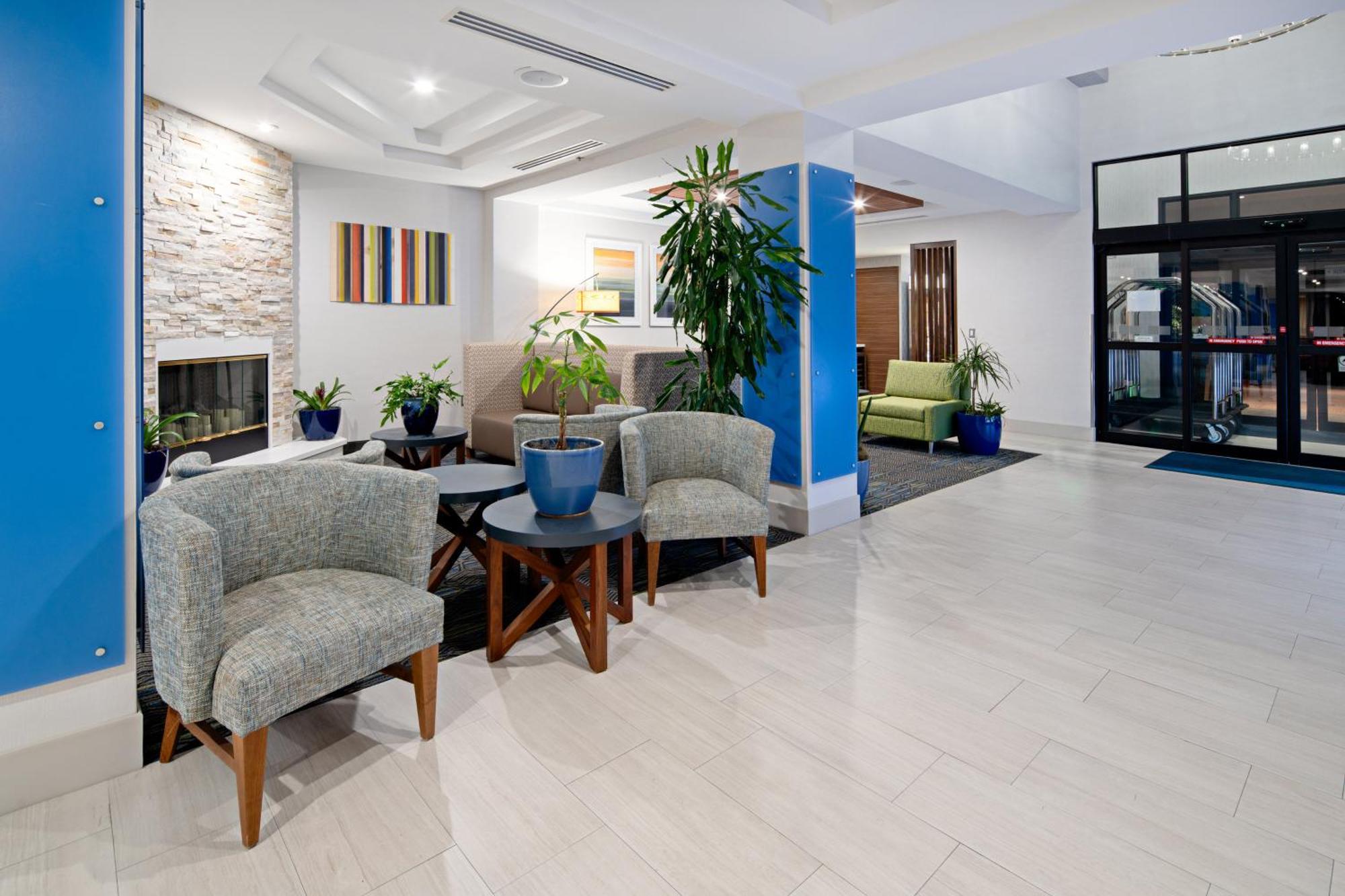 Holiday Inn Express Hotel & Suites Atascadero By Ihg Exterior foto